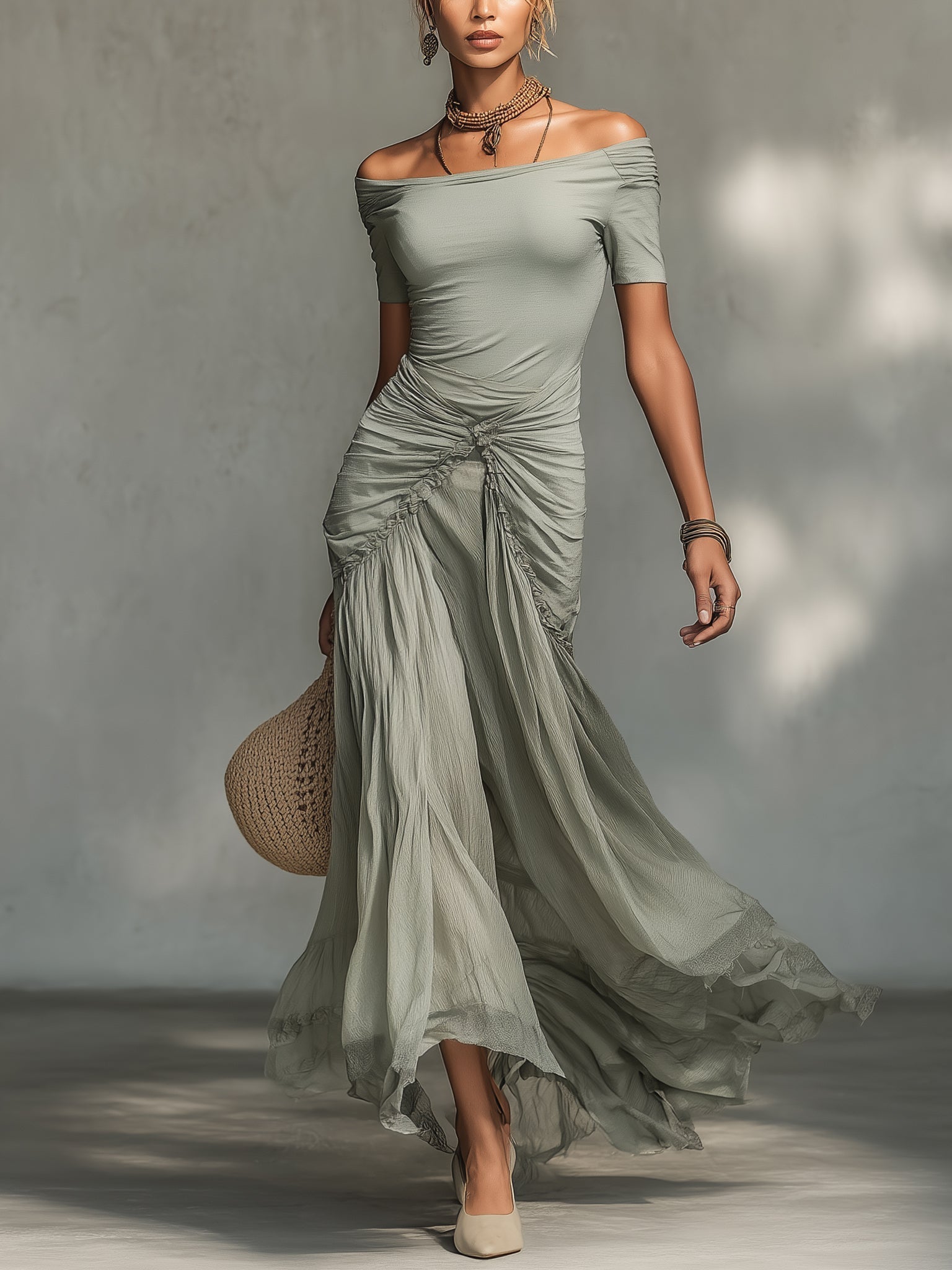 Abito Maxi in Tessuto Stretch Grigio e Chiffon