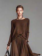 Set gonna e maglione lavorato a maglia con scollo rotondo da donna