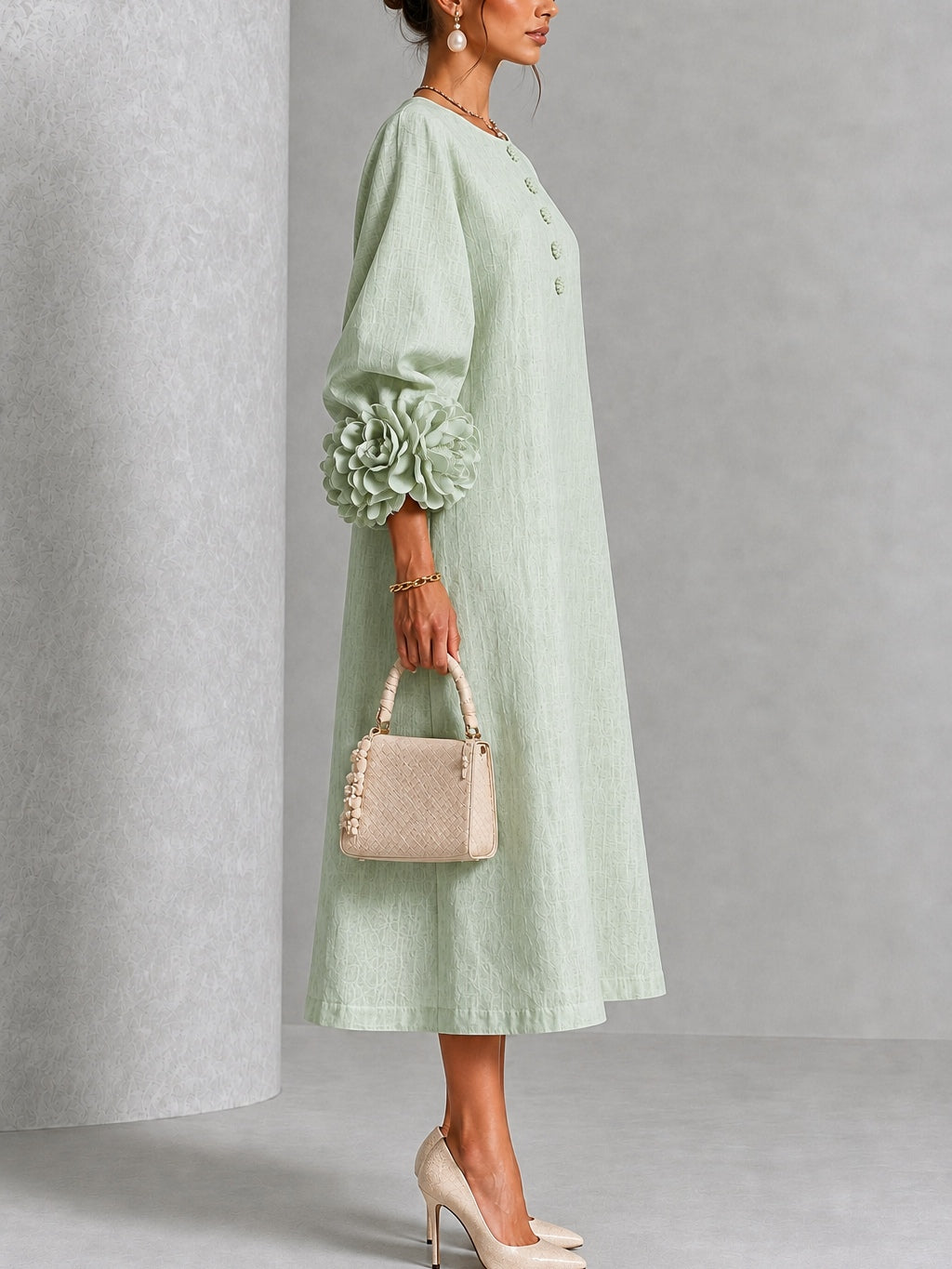 Abito Midi Button-down in Mistica Salvia con Maniche Floreali Stravaganti