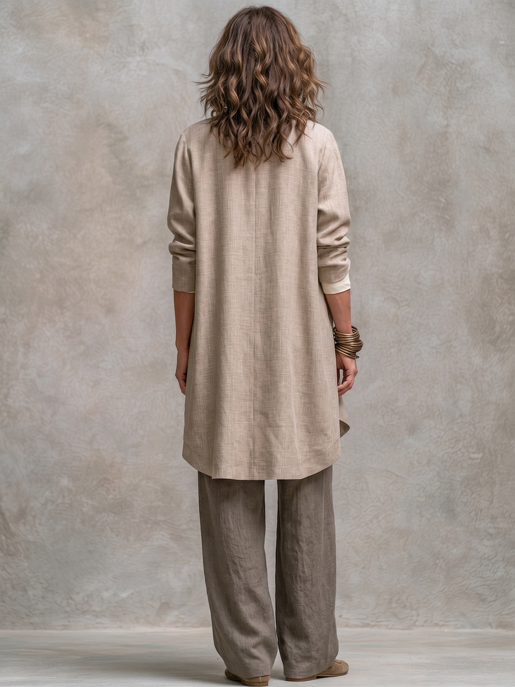 Ivetta | Completo tre pezzi beige e grigio, casual a strati, con pantaloni a palazzo, elegante