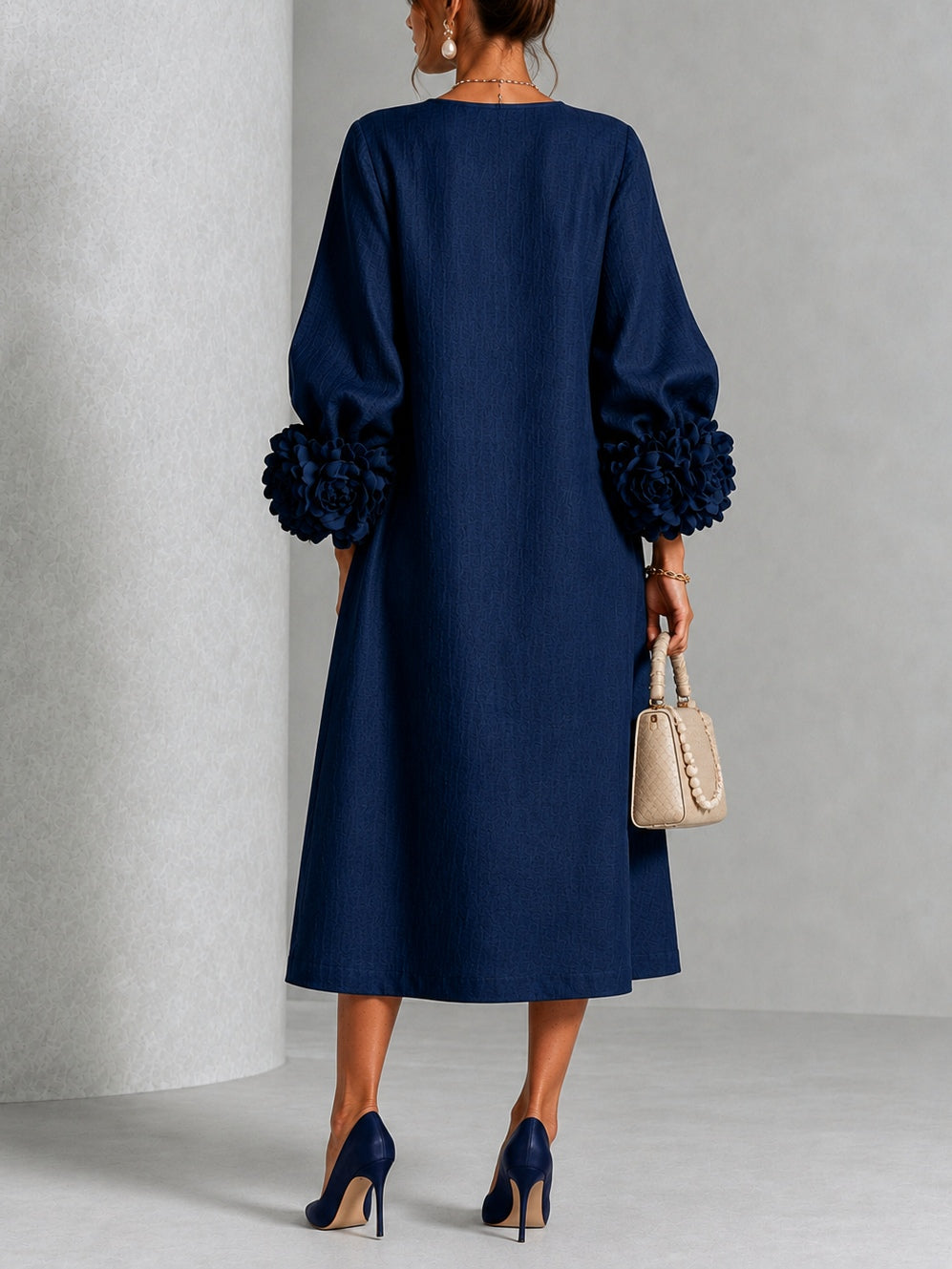 Abito Midi Button-down Floreale Blu Navy Con Maniche Floreali Stravaganti