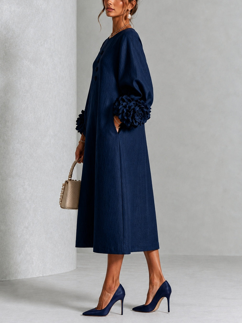 Abito Midi Button-down Floreale Blu Navy Con Maniche Floreali Stravaganti