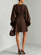Abito Mini A-line con Cintura in Marrone Cioccolato con Maniche Floreali Sbalorditive