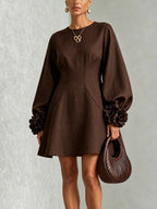 Abito Mini A-line con Cintura in Marrone Cioccolato con Maniche Floreali Sbalorditive