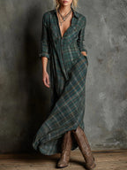Abito lungo a camicia verde a quadri con colletto a revers