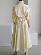 Abito Midi Elegante con Colletto a Revers e Bottoni