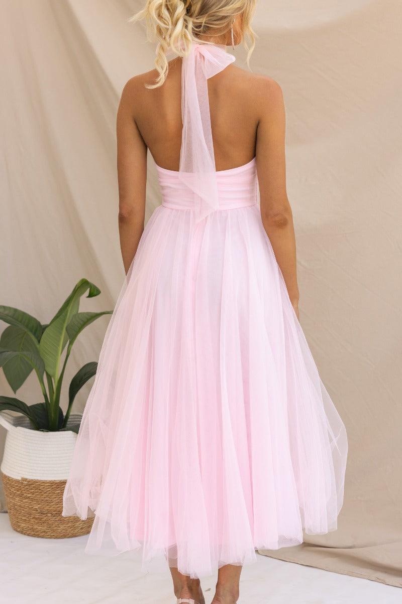 Abito Maxi Halter in Tulle con Dettagli Arricciati