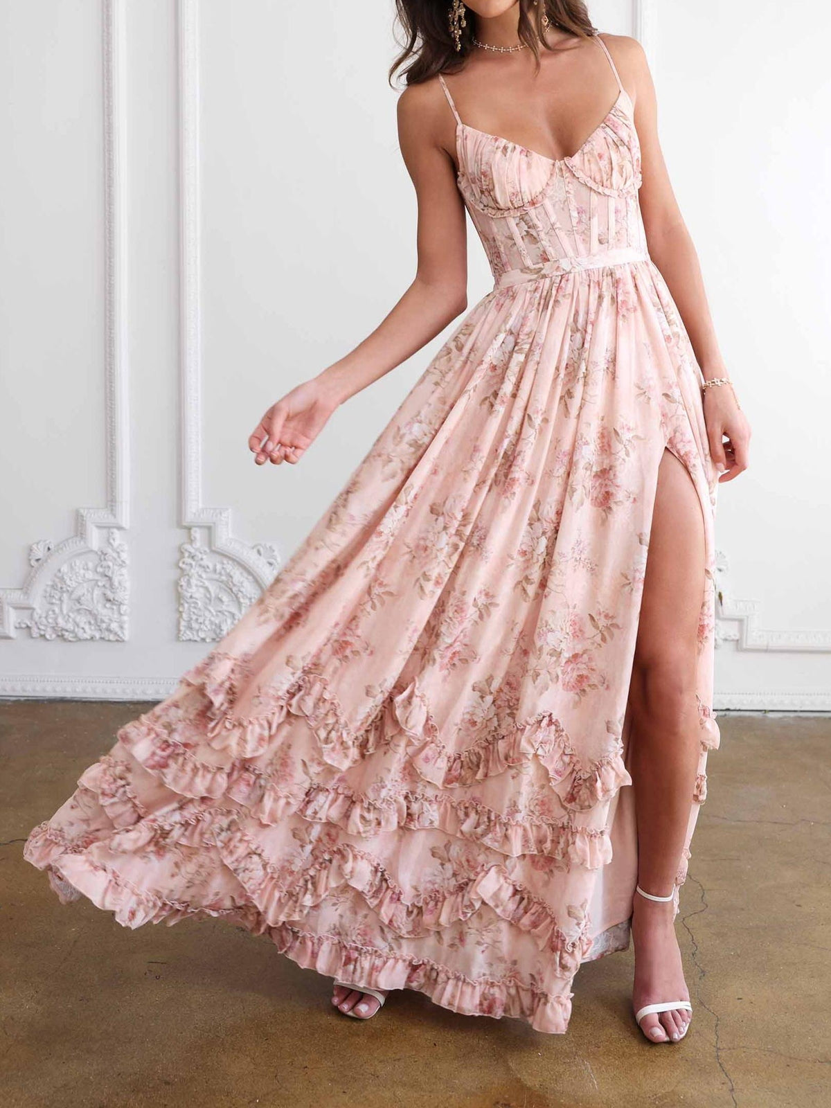Abito Maxi Con Balze Floreale